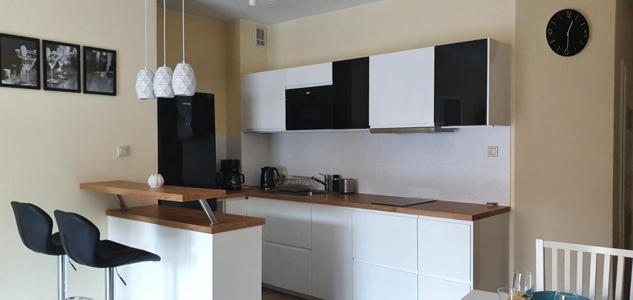 Apartament La Mer โปเบียโรโว ภายนอก รูปภาพ