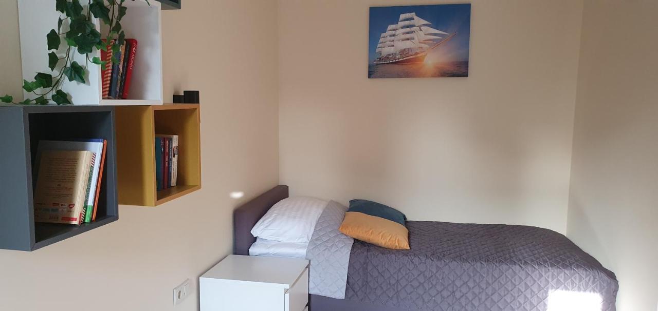 Apartament La Mer โปเบียโรโว ภายนอก รูปภาพ